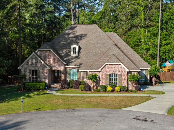 49 Parsons Creek, Hattiesburg, MS 39402