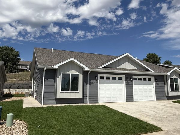 2527 HENNESSY DRIVE, Rapid City, SD 57701