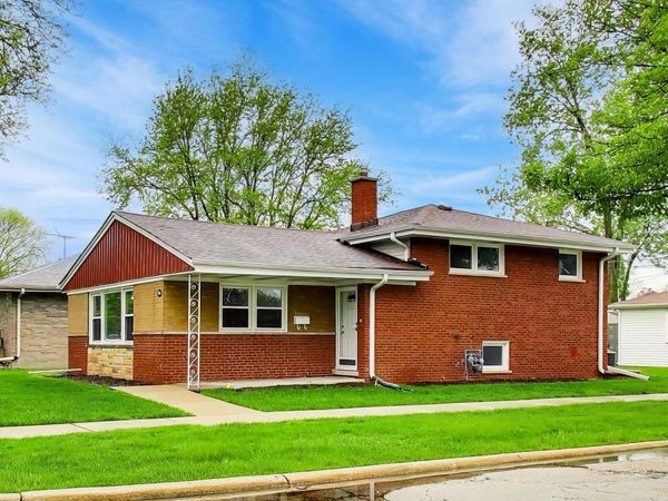 346 Kemman Avenue , La Grange Park, IL 60526