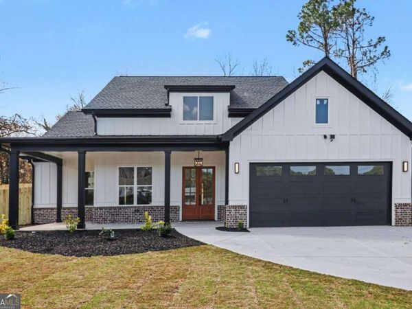 1031 Grayson Highway, Lawrenceville, GA 30045