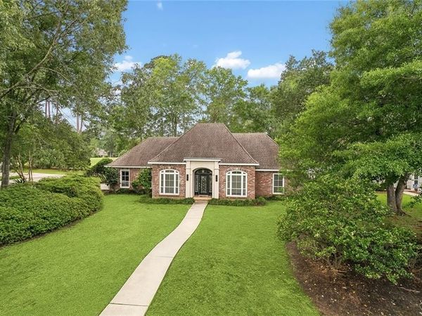 123 FONTAINBLEAU Drive, Mandeville, LA 70471