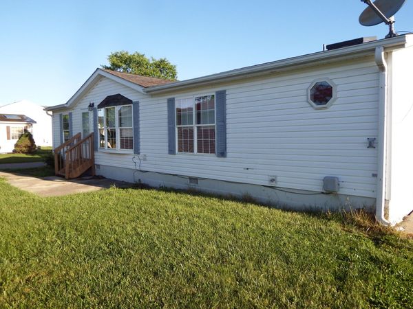 422 Lockbay Road, Commercial Point, OH 43116