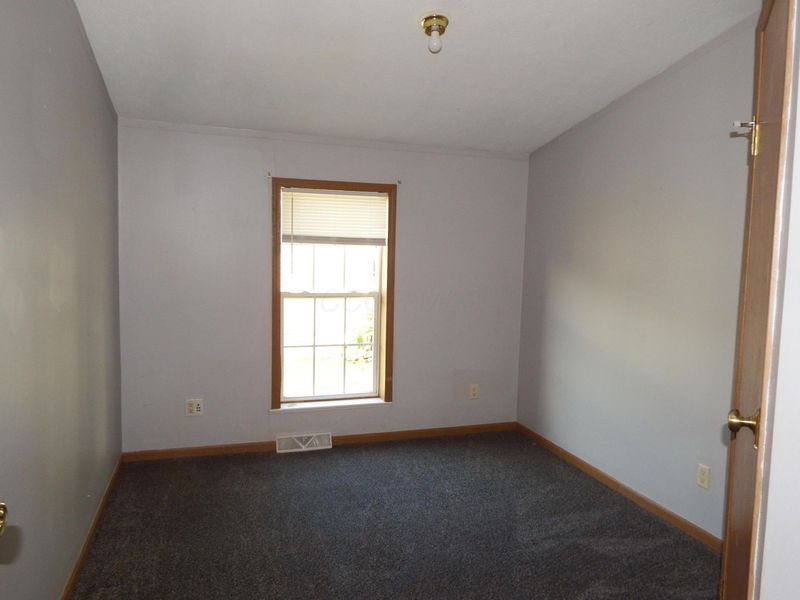 422 Lockbay Road, Commercial Point, OH 43116 Photo 10