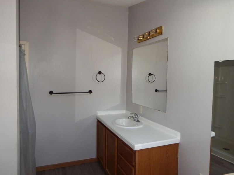 422 Lockbay Road, Commercial Point, OH 43116 Photo 8