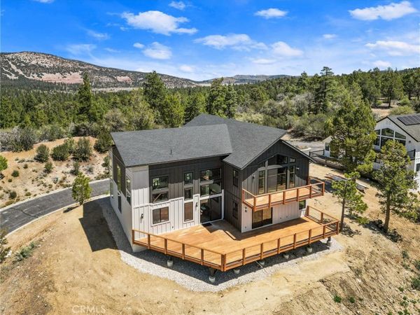506 Woodbridge Drive, Big Bear City, CA 92314