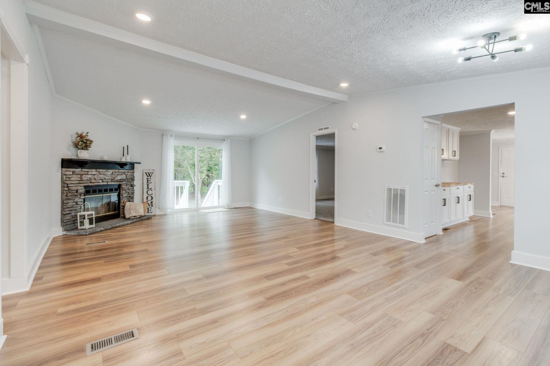 188 Crestridge Drive  Photo 4