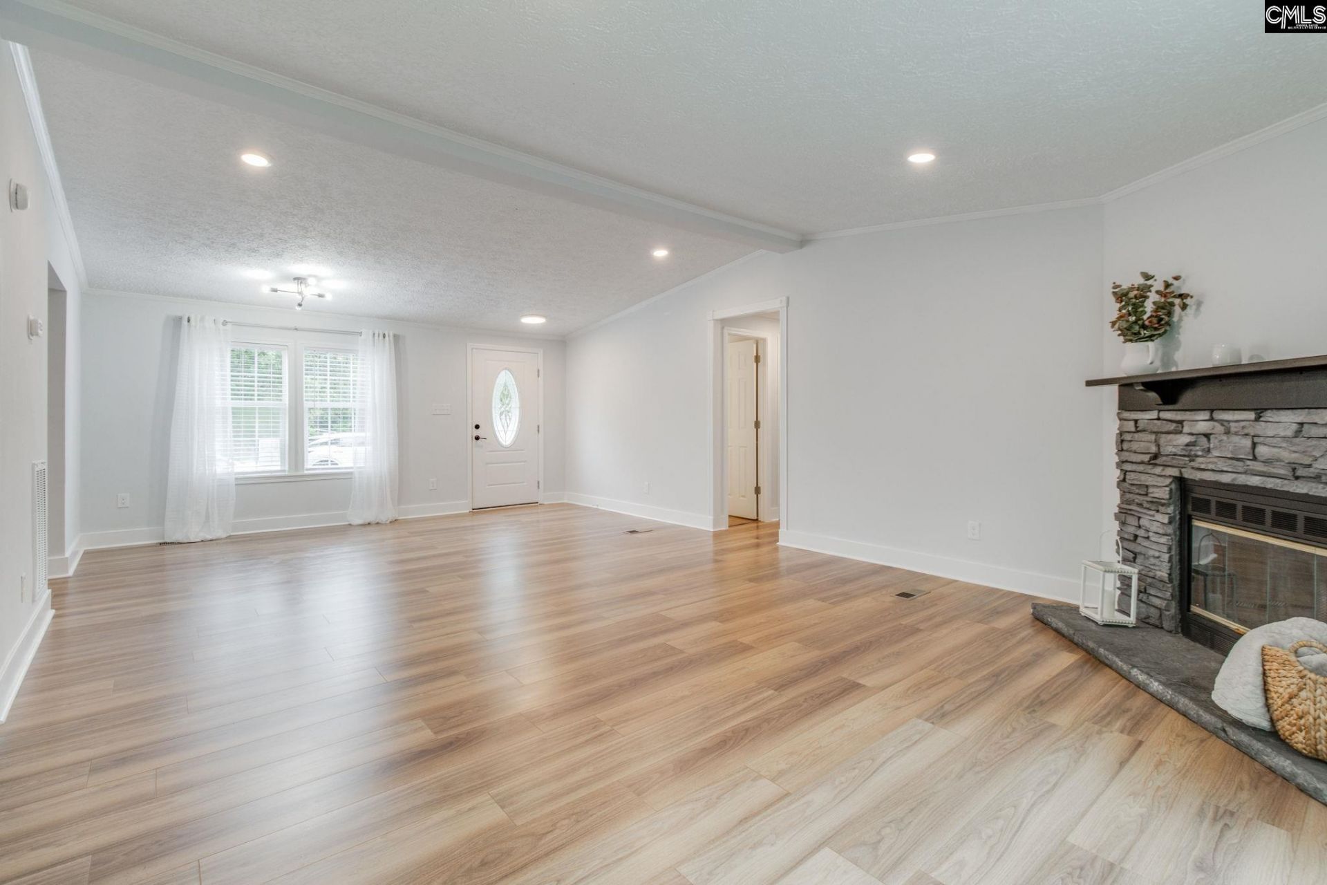 188 Crestridge Drive  Photo 6