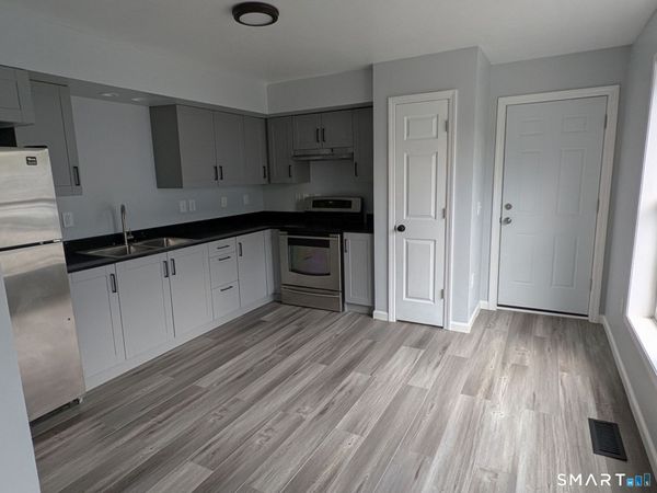 619 Shelton, Unit 1st Floor, Bridgeport, CT 06608