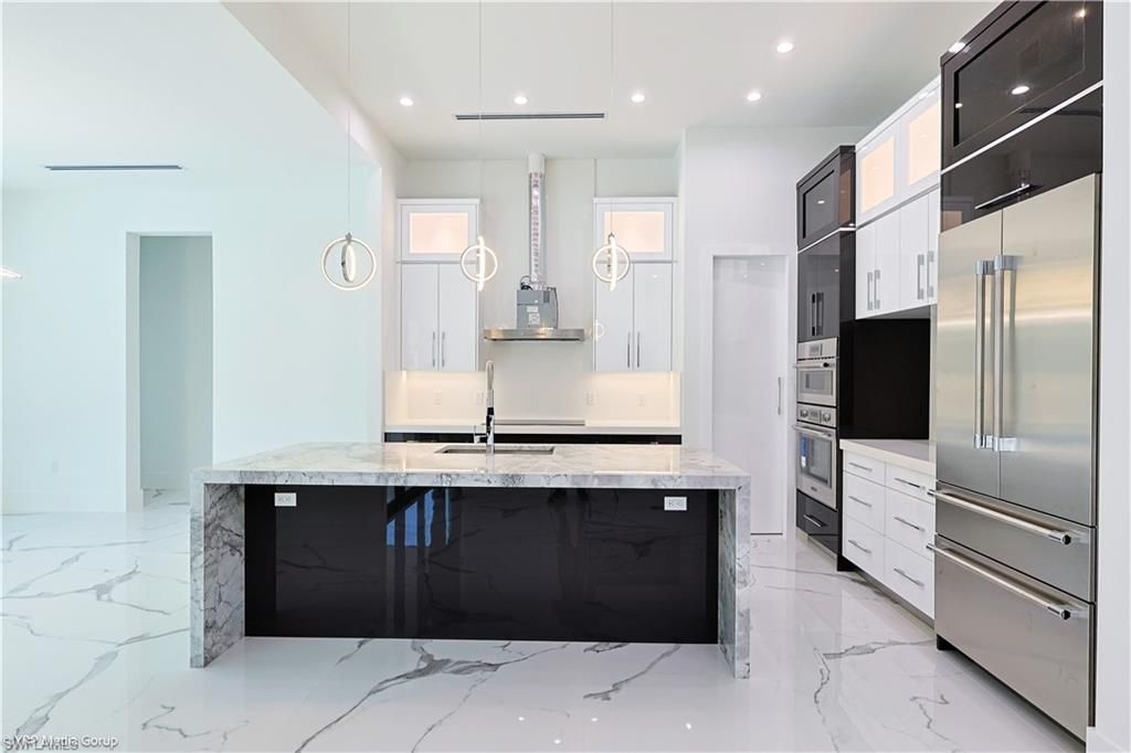 3430 1st Ave Nw, Naples, FL 34120 Photo