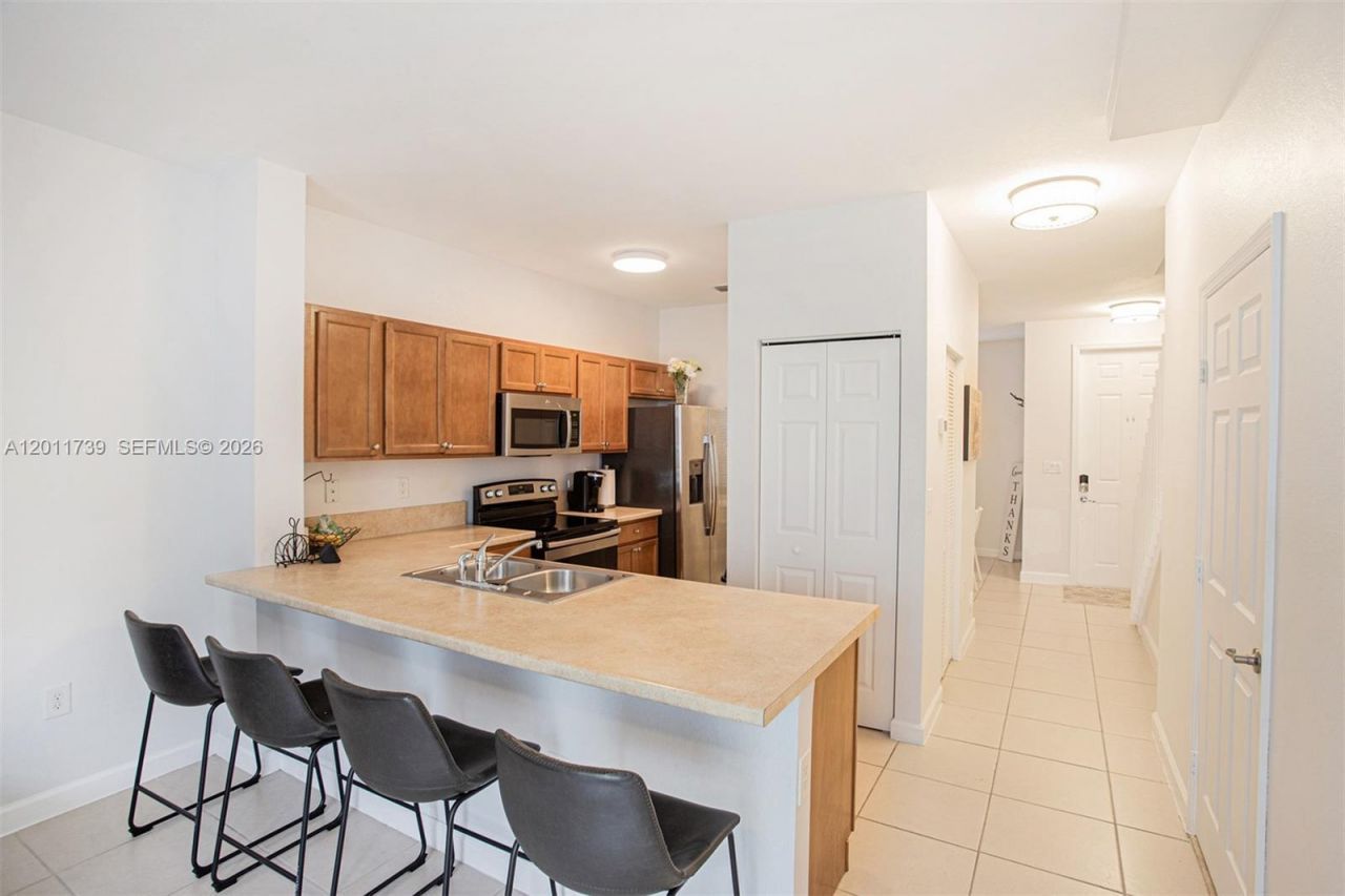 132 SE 28th Pl , Unit 7, Homestead, FL 33033 Photo