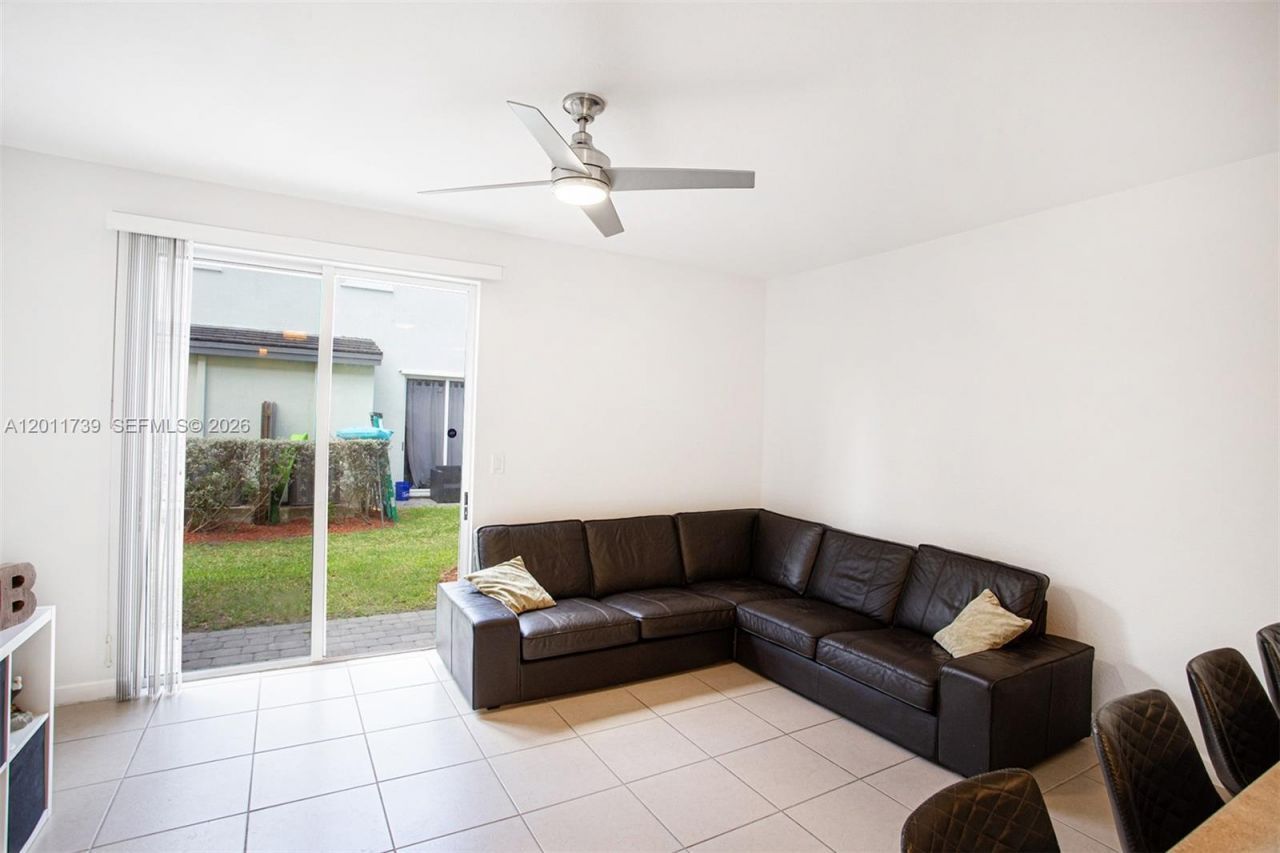 132 SE 28th Pl , Unit 7, Homestead, FL 33033 Photo