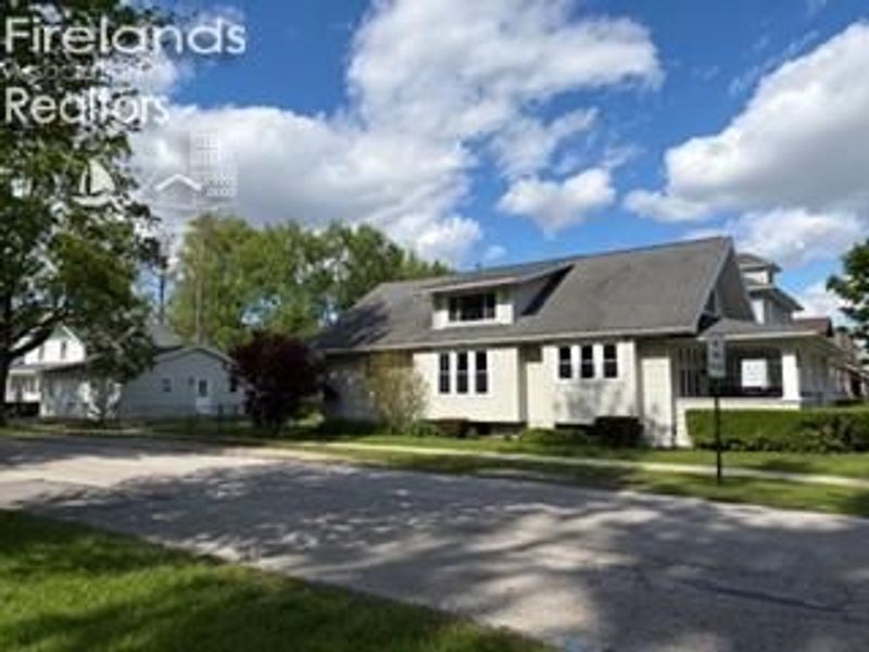 491 E Perry St., Tiffin, OH 44883 Photo 3