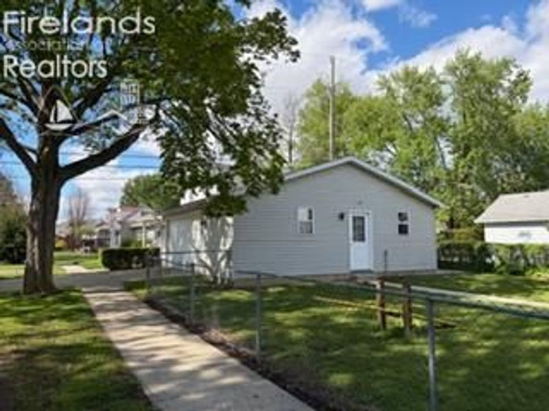 491 E Perry St., Tiffin, OH 44883 Photo 7