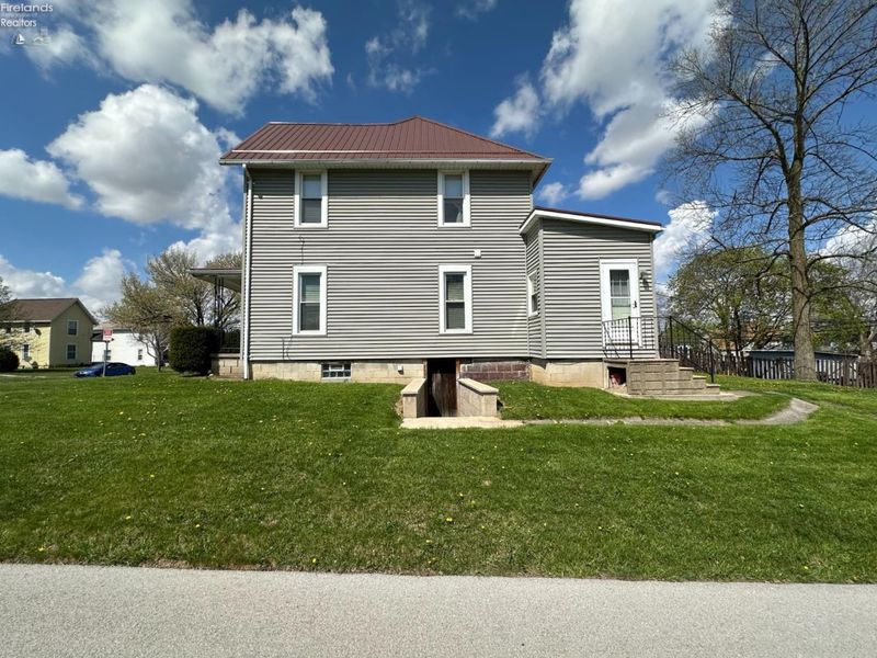 537 Dale Avenue, Willard, OH 44890 Photo 3