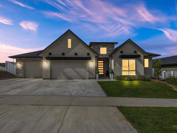 13697 N Sage Grouse Way, Boise, ID 83714