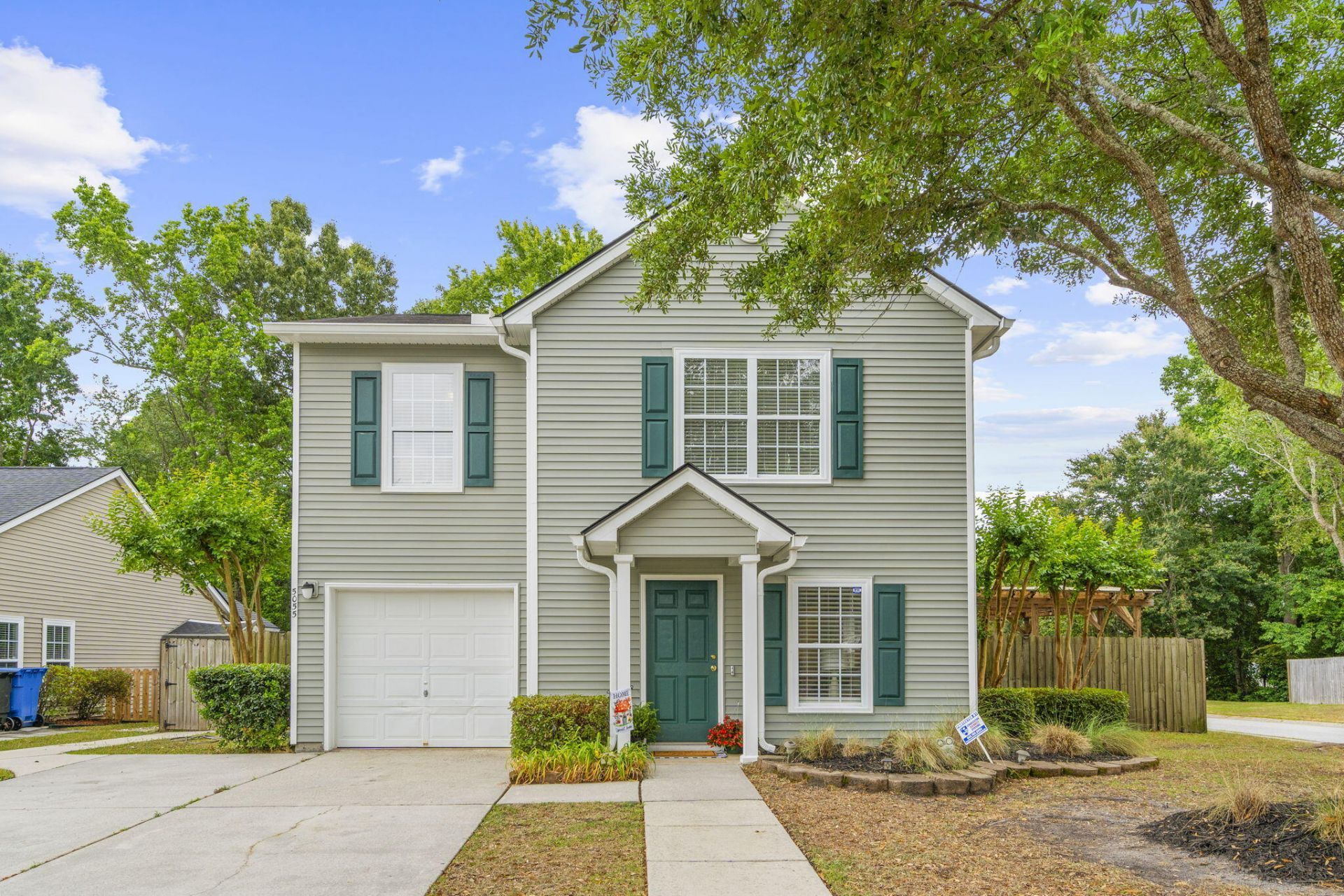 5055 Thornton Drive Photo 1