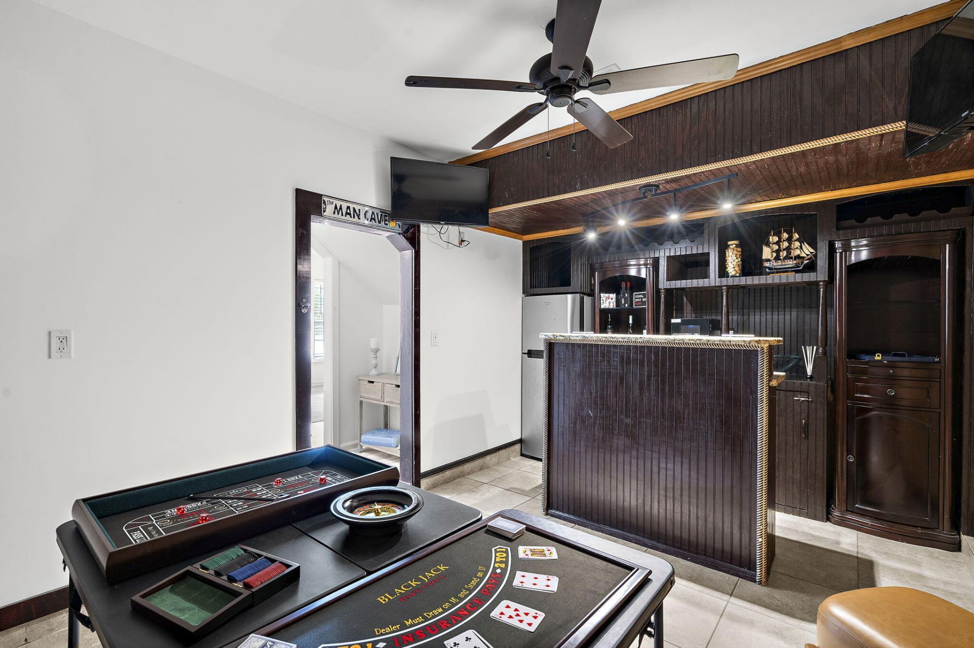 5055 Thornton Drive Photo 23