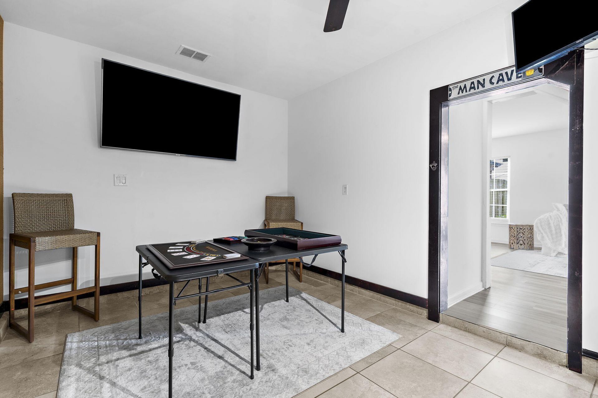 5055 Thornton Drive Photo 24