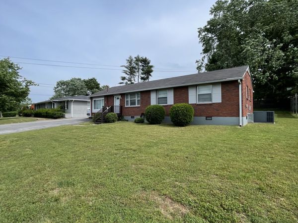 313 Bonnaridge Dr , Hermitage, TN 37076