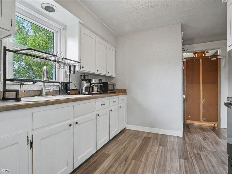 538 Stow Avenue, Cuyahoga Falls, OH 44221 Photo 12