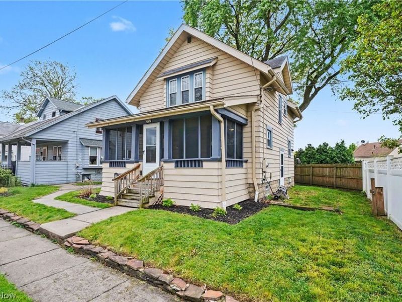 538 Stow Avenue, Cuyahoga Falls, OH 44221 Photo 2