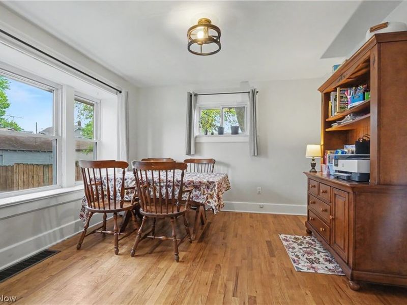 538 Stow Avenue, Cuyahoga Falls, OH 44221 Photo 8