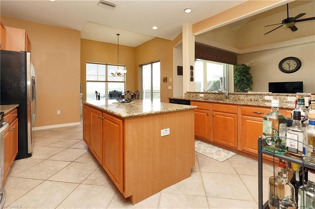 9116 Links Dr , Fort Myers, FL 33913 Photo