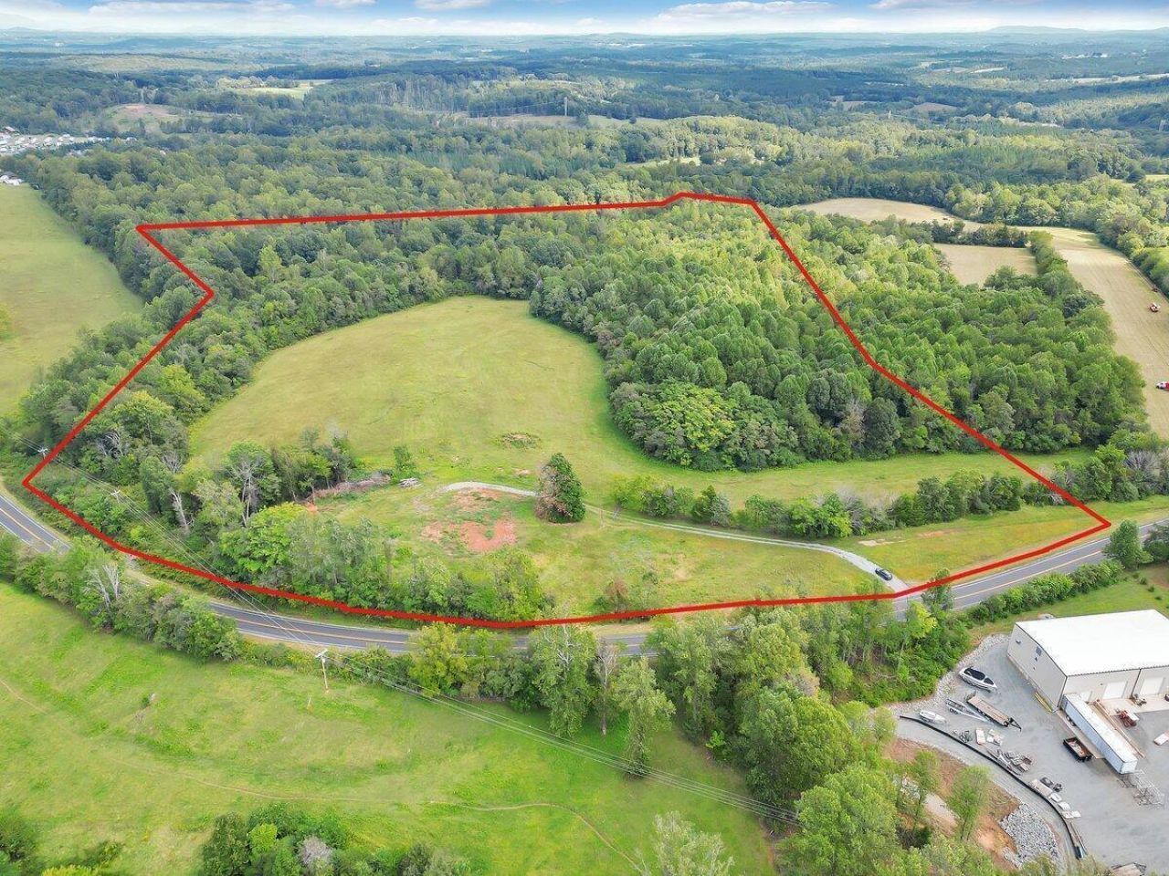 5236 White House Rd, Moneta, VA 24121 Main Photo