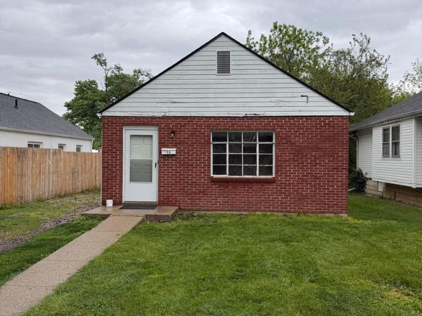 56 Broadlawn Avenue , Columbus, OH 43228