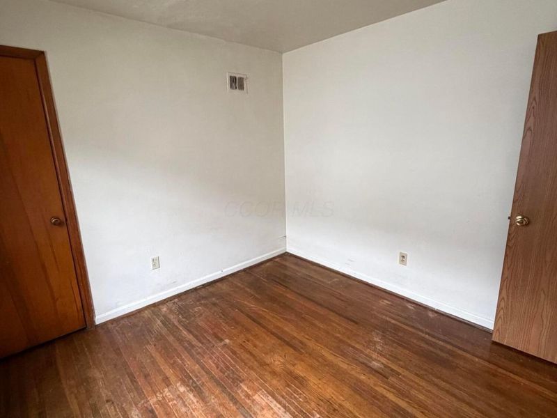56 Broadlawn Avenue , Columbus, OH 43228 Photo 20