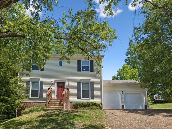 521 Fairhaven Ct , Nashville, TN 37211