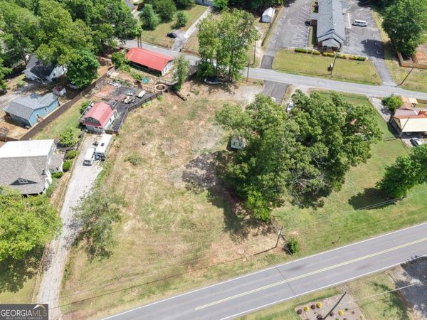 5185 Groovers Landing Road SE, Acworth, GA 30101