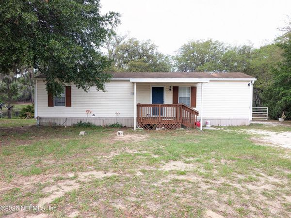 123 HAYMAN Drive, Interlachen, FL 32148