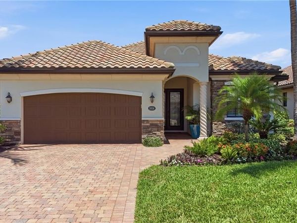 3058 Aviamar CIR, NAPLES, FL 34114