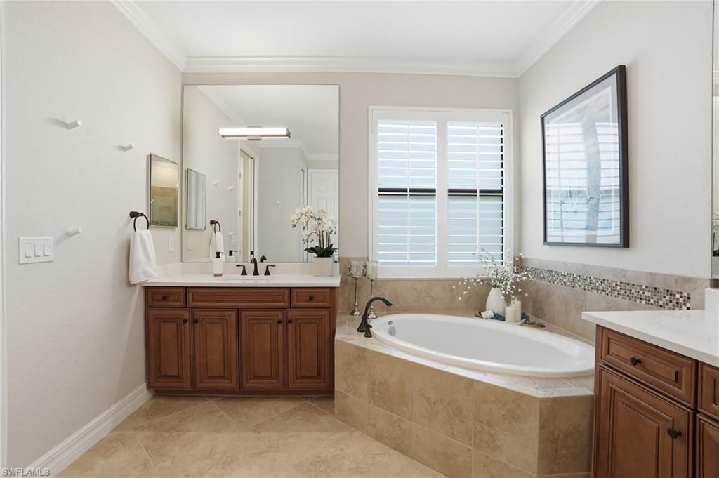 3058 Aviamar Cir, Naples, FL 34114 Photo