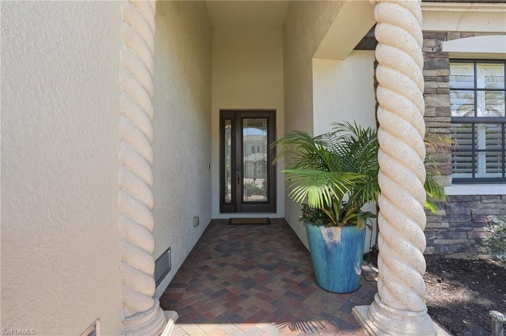 3058 Aviamar Cir, Naples, FL 34114 Photo