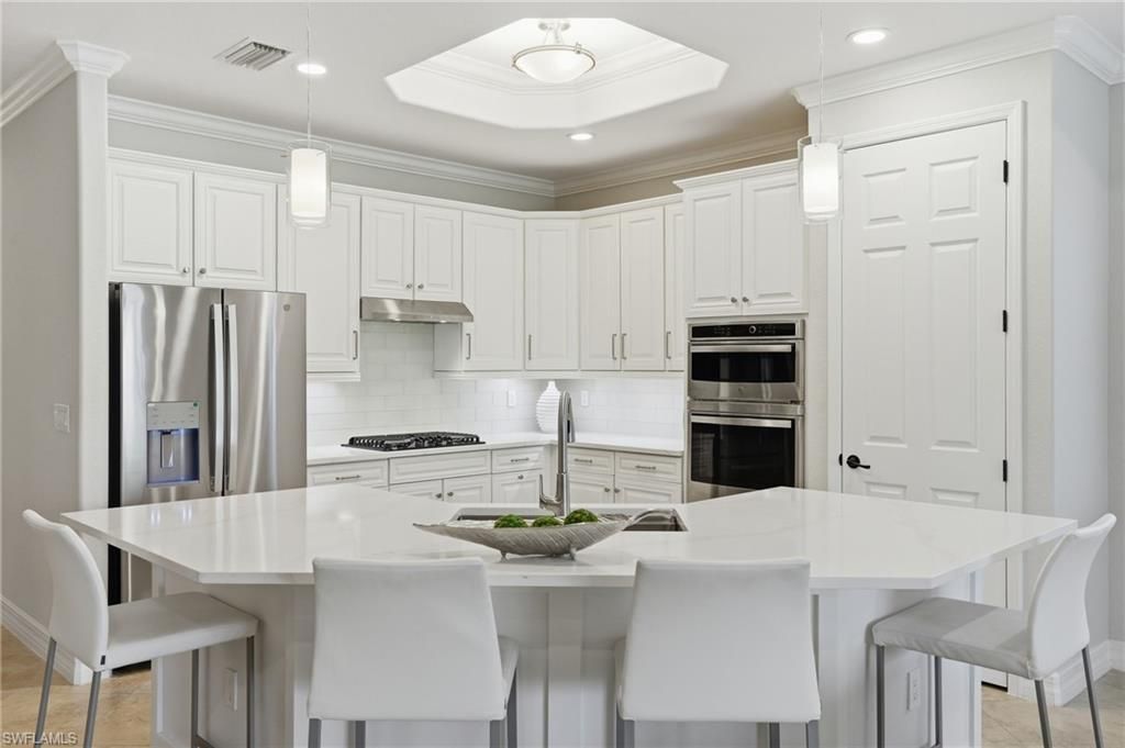 3058 Aviamar Cir, Naples, FL 34114 Photo