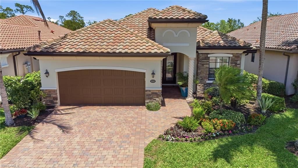 3058 Aviamar Cir, Naples, FL 34114 Photo