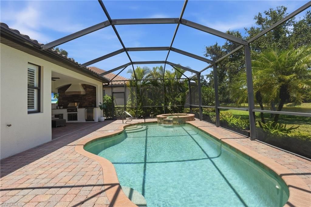 3058 Aviamar Cir, Naples, FL 34114 Photo