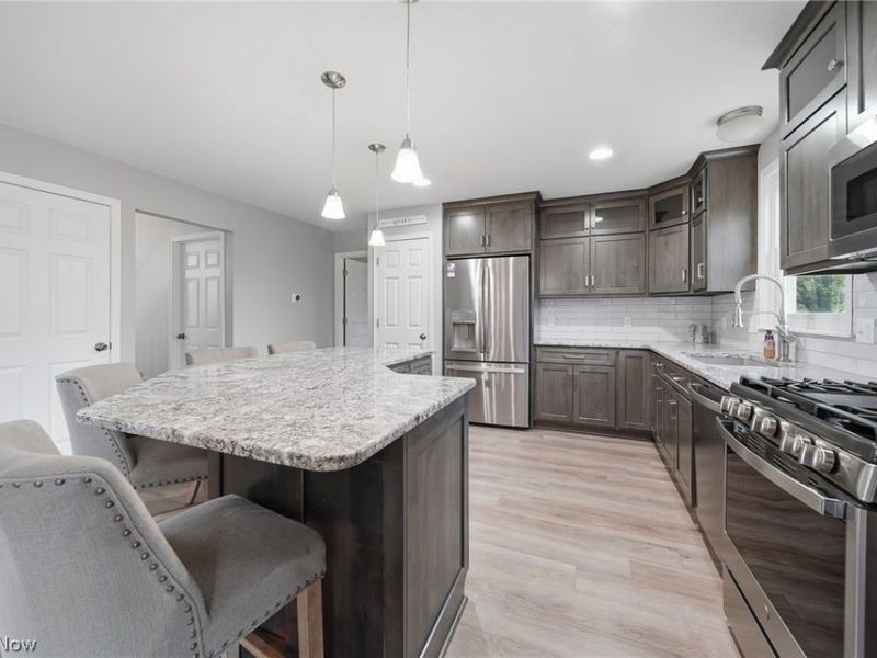 2291 Salem Street NW, Uniontown, OH 44685 Photo 7