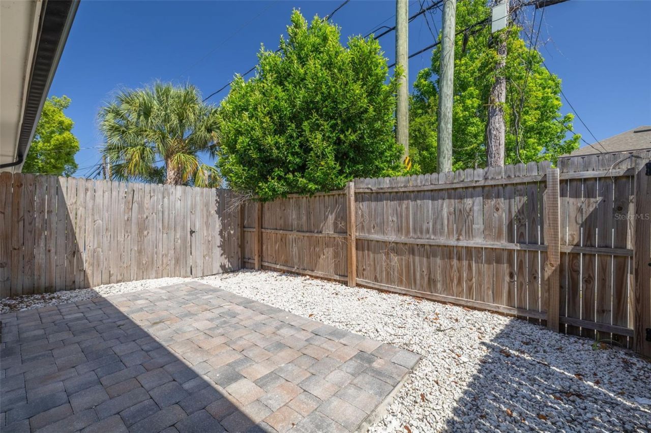 535 32nd Avenue N, Unit 5, Saint Petersburg, FL 33704 Photo
