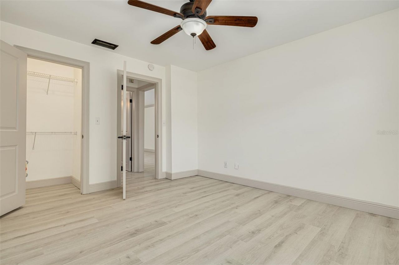 535 32nd Avenue N, Unit 5, Saint Petersburg, FL 33704 Photo