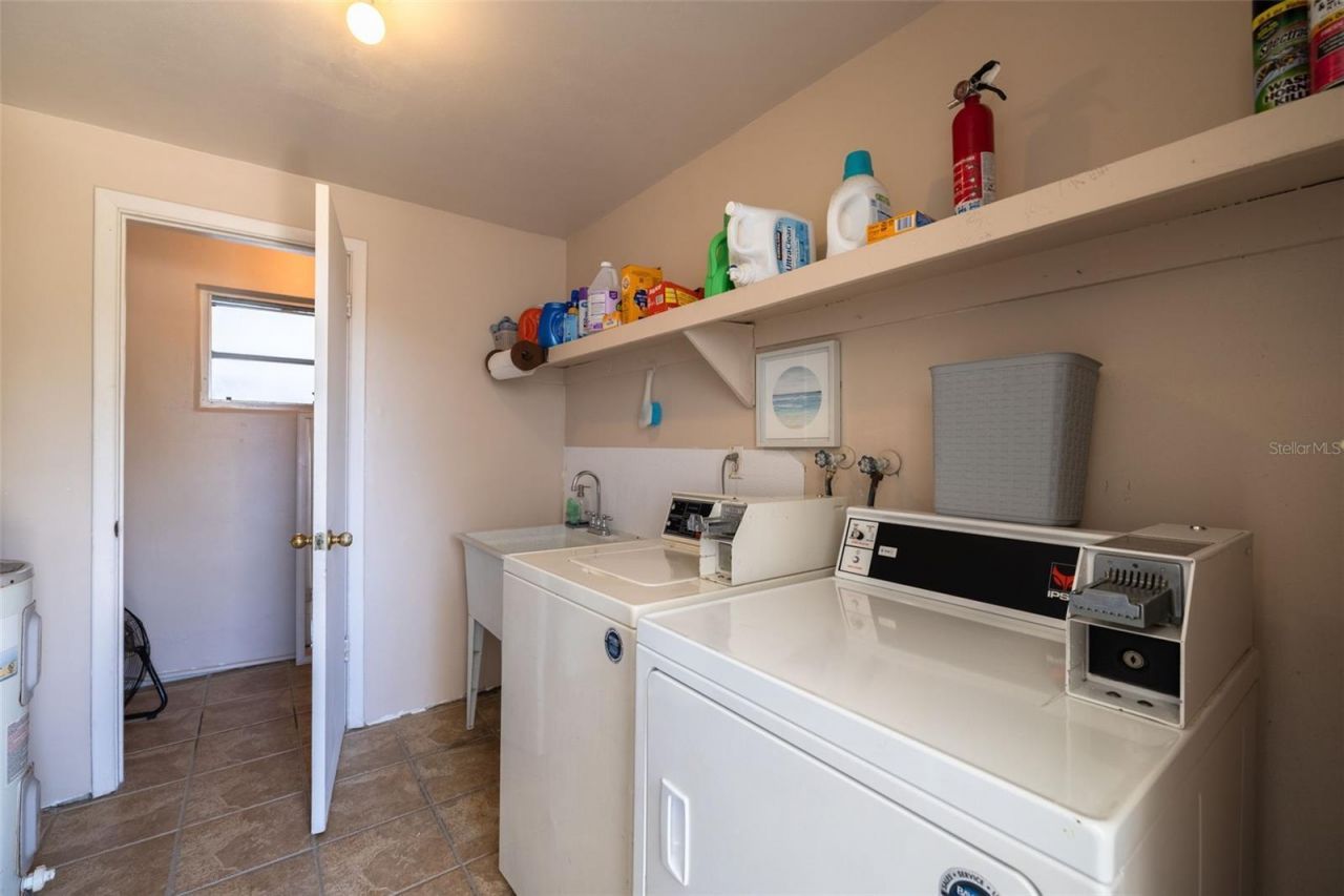 535 32nd Avenue N, Unit 5, Saint Petersburg, FL 33704 Photo