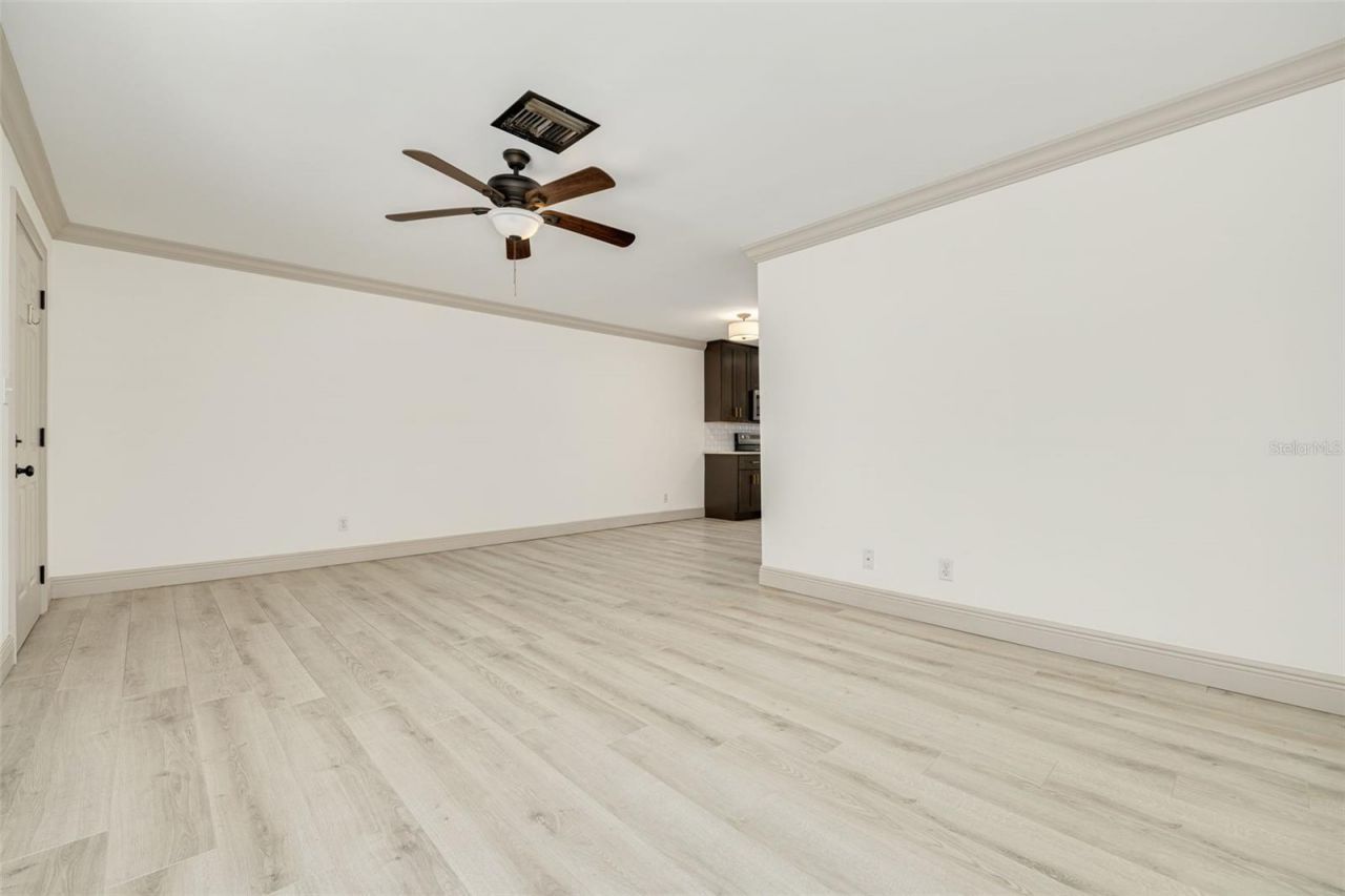 535 32nd Avenue N, Unit 5, Saint Petersburg, FL 33704 Photo