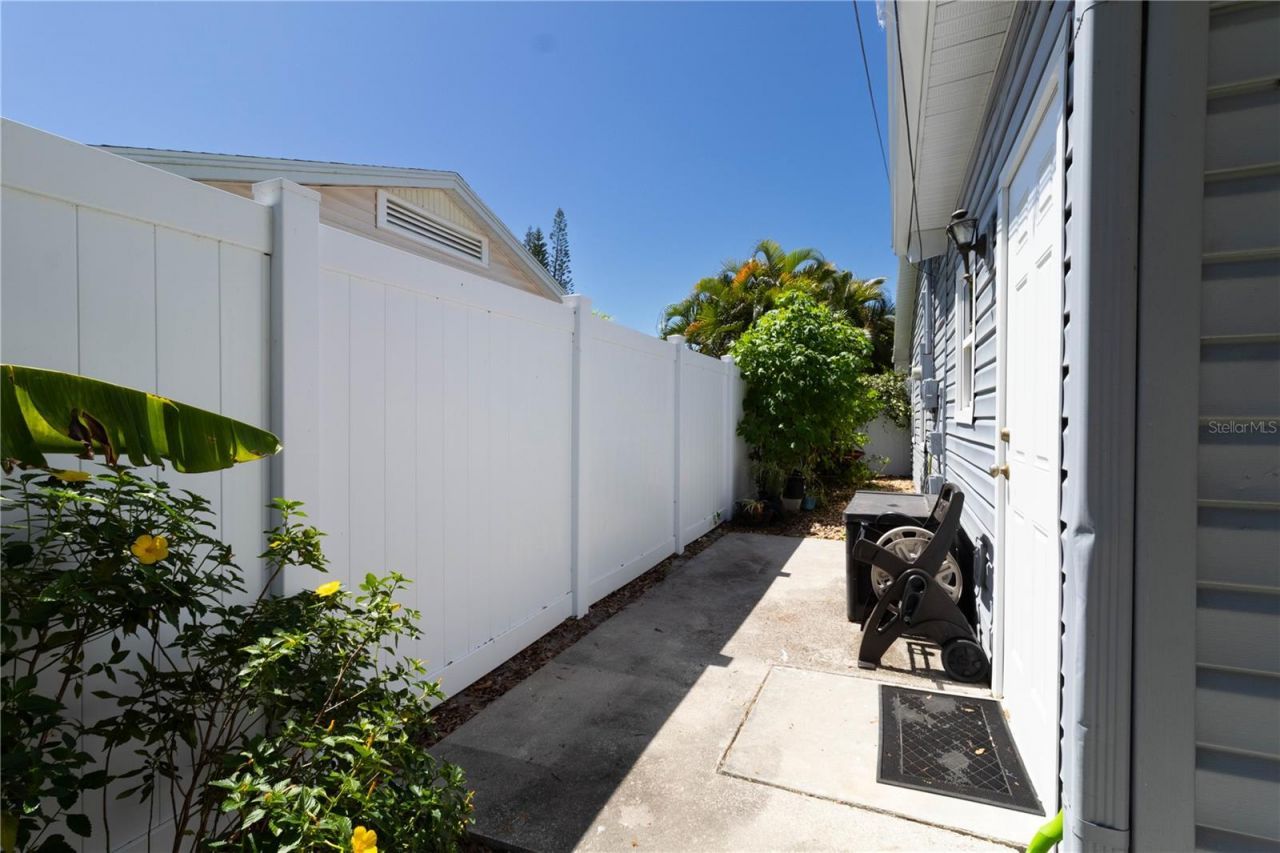 7211 12th Avenue N, Saint Petersburg, FL 33710 Photo