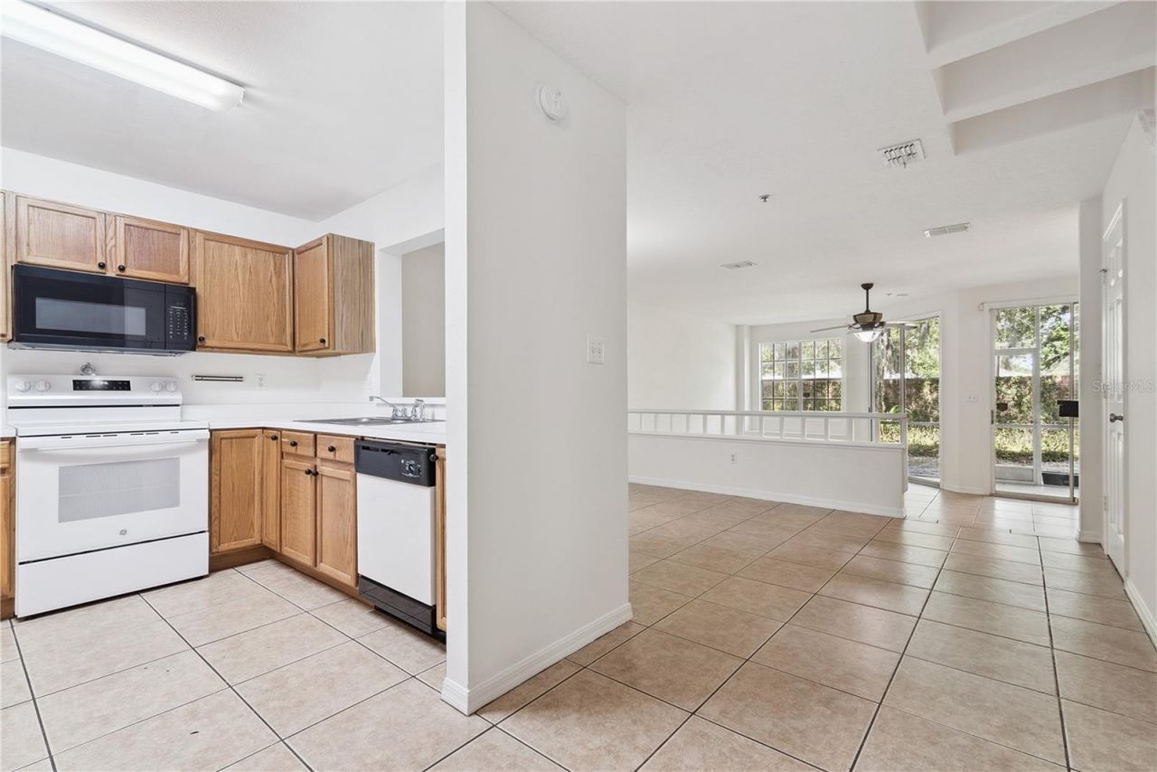 685 Scarlet Oak Circle , Unit 109, Altamonte Springs, FL 32701 Photo