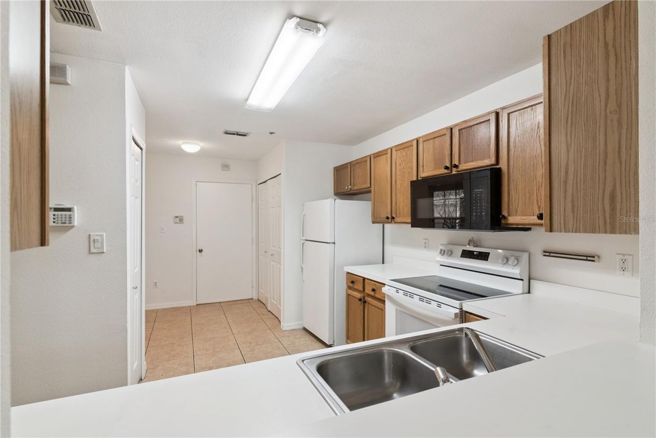 685 Scarlet Oak Circle , Unit 109, Altamonte Springs, FL 32701 Photo