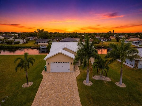 4462 EWING CIRCLE , PORT CHARLOTTE, FL 33948
