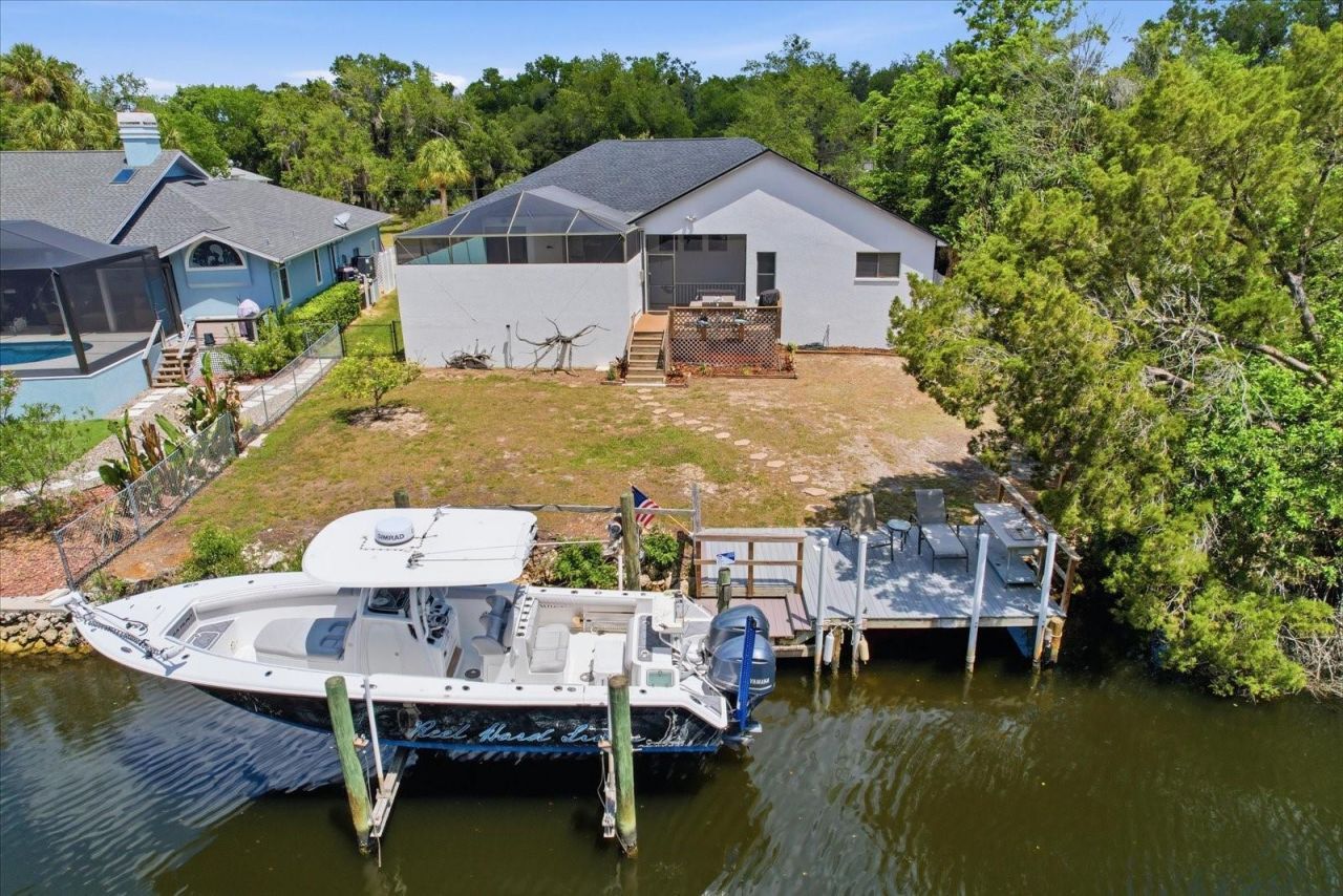 11870 W Waterway Drive, Homosassa, FL 34448 Photo
