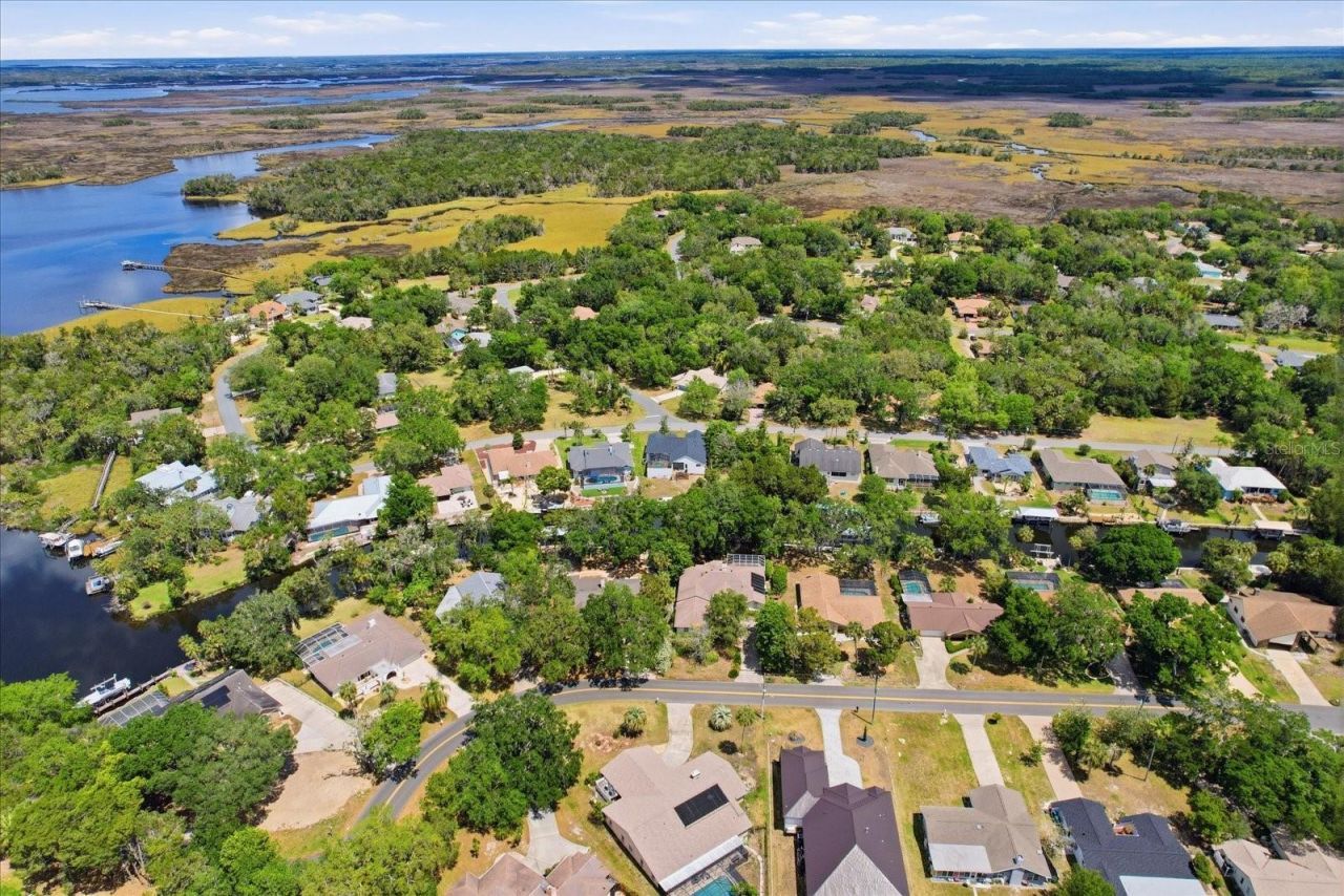 11870 W Waterway Drive, Homosassa, FL 34448 Photo